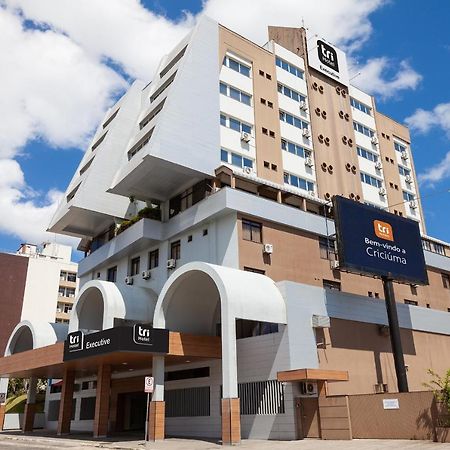 Tri Hotel Executive Criciuma Крисиума Экстерьер фото