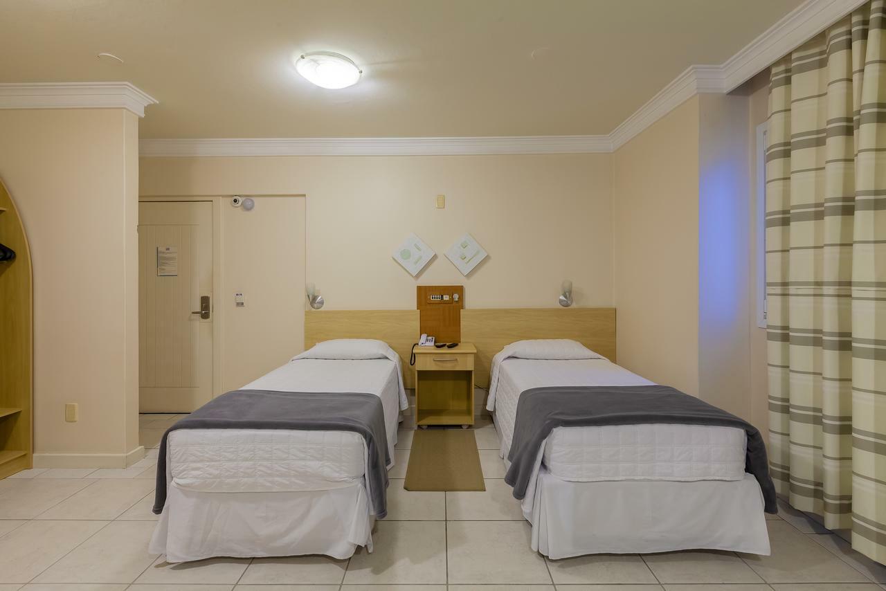 Tri Hotel Executive Criciuma Крисиума Номер фото