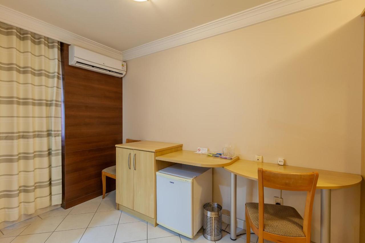 Tri Hotel Executive Criciuma Крисиума Экстерьер фото