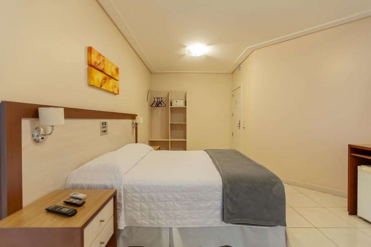 Tri Hotel Executive Criciuma Крисиума Экстерьер фото