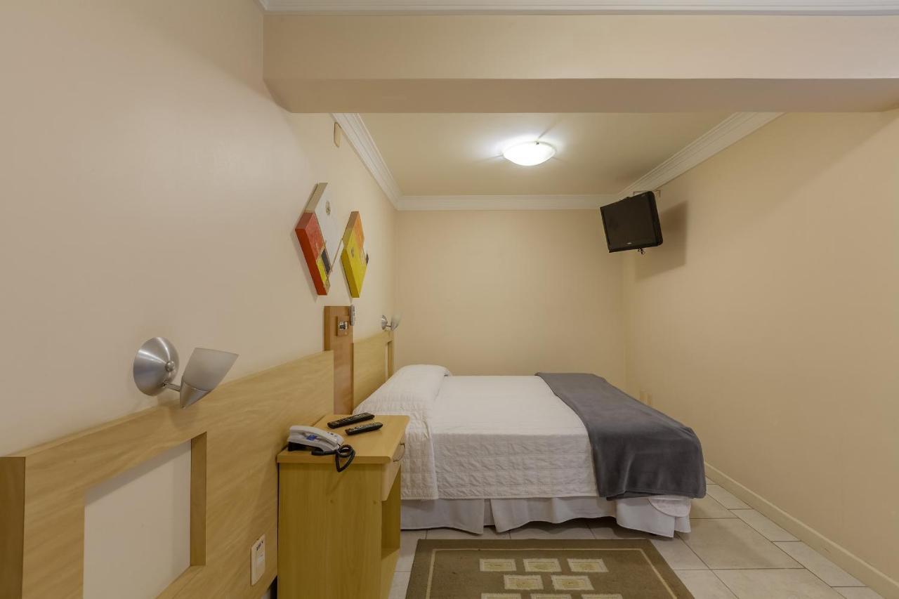 Tri Hotel Executive Criciuma Крисиума Экстерьер фото