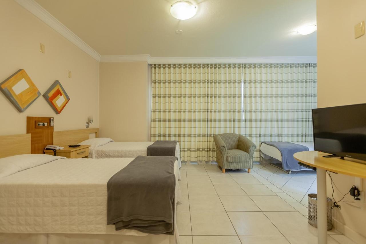 Tri Hotel Executive Criciuma Крисиума Экстерьер фото