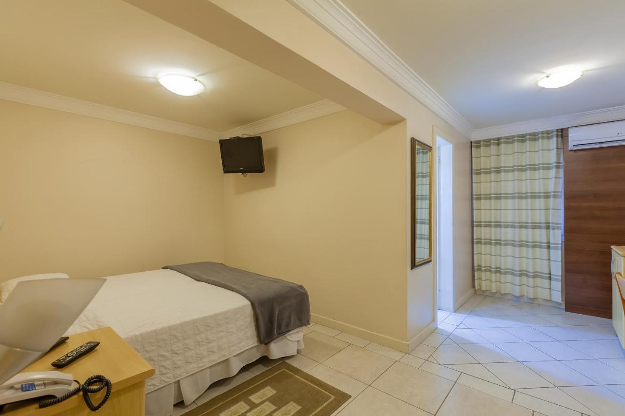 Tri Hotel Executive Criciuma Крисиума Экстерьер фото