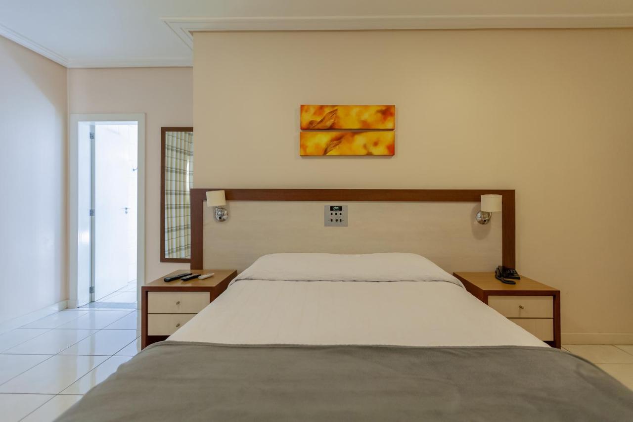 Tri Hotel Executive Criciuma Крисиума Экстерьер фото